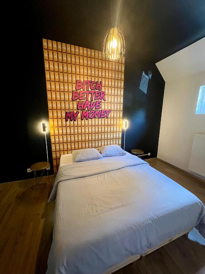Capsule Casino - Jacuzzi - Billard - Netflix - Console & Jeux Appartement Bergen Buitenkant foto